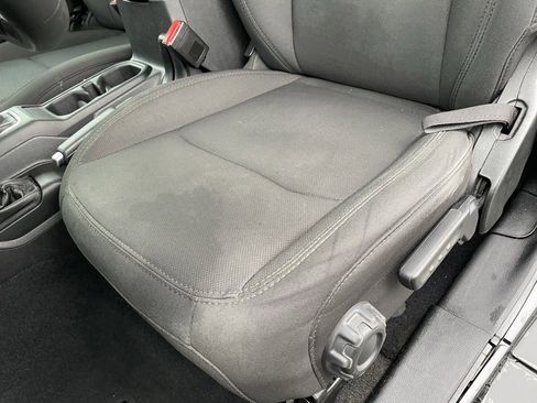 Used 2023 Jeep Gladiator Sport image 24