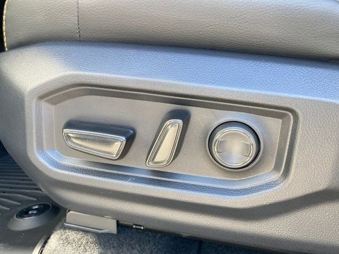 New 2026 Toyota Tundra SR5 AWD/4WD image 5
