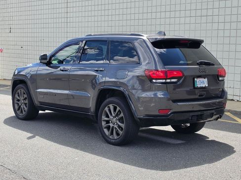 Used 2016 Jeep Grand Cherokee Limited 75th Anniversary AWD/4WD image 5