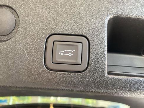 New 2025 Chevrolet Equinox RS w/ Safety and Technology Package image 11