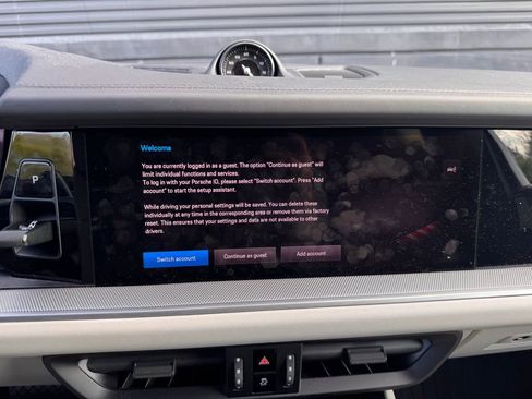 Certified 2025 Porsche Cayenne Coupe image 26