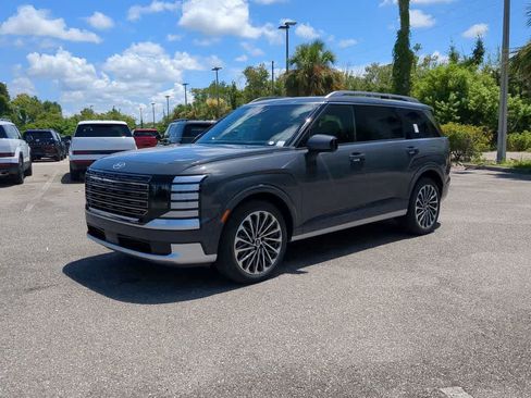 New 2026 Hyundai Palisade Calligraphy FWD image 2