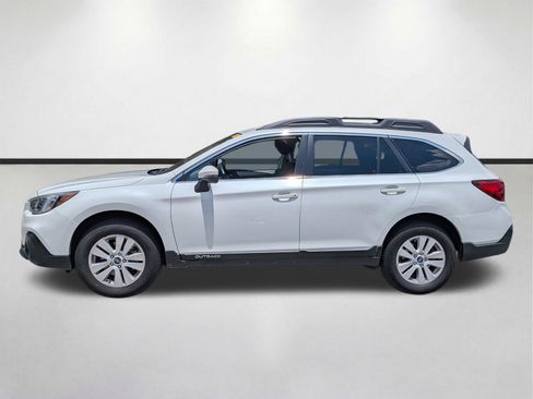 Used 2019 Subaru Outback 2.5i Premium AWD/4WD image 7