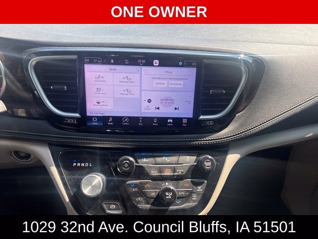 Used 2023 Chrysler Pacifica Limited FWD image 22