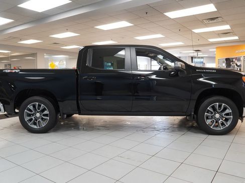 Used 2025 Chevrolet Silverado 1500 LT image 13