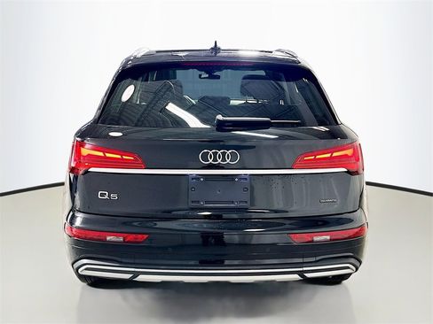 Used 2022 Audi Q5 2.0T Premium w/ Convenience Package image 7