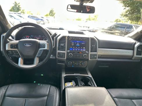 Used 2020 Ford F250 Lariat w/ Lariat Ultimate Package AWD/4WD image 31