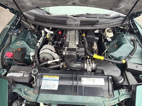 Used 1996 Pontiac Firebird Trans Am image 32