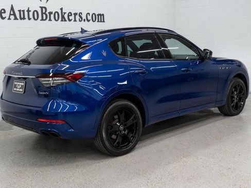 Used 2022 Maserati Levante GT AWD/4WD image 35