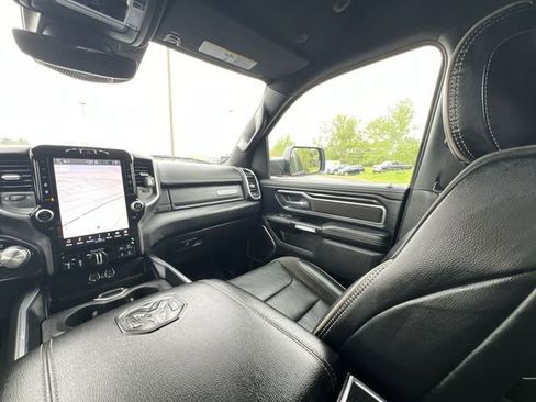 Used 2023 RAM 1500 Laramie AWD/4WD image 11