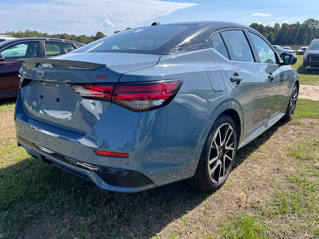 Used 2024 Nissan Sentra SR w/ SR Premium Package FWD image 7