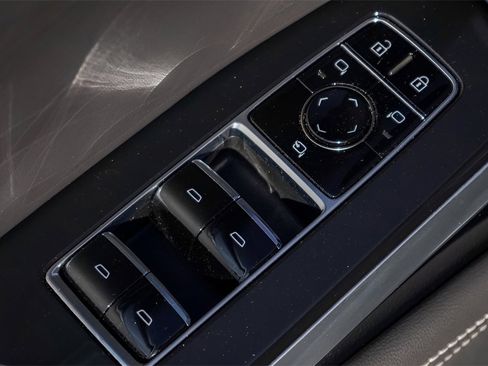 New 2026 Cadillac Escalade Platinum Sport w/ LPO, ONYX Package image 17