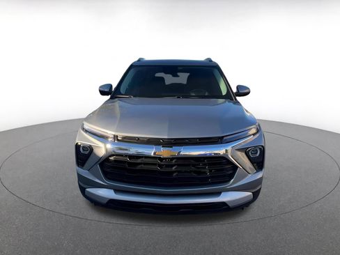 Used 2025 Chevrolet TrailBlazer LT image 4