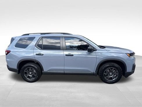 Used 2026 Honda Pilot TrailSport image 8