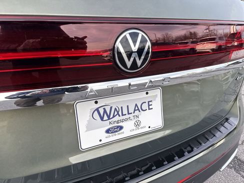 New 2026 Volkswagen Atlas SE image 6