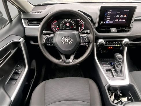 Used 2025 Toyota RAV4 LE FWD image 5