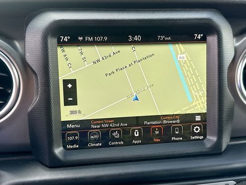 Used 2023 Jeep Wrangler Unlimited Rubicon 4xe w/ Cold Weather Group AWD/4WD image 14