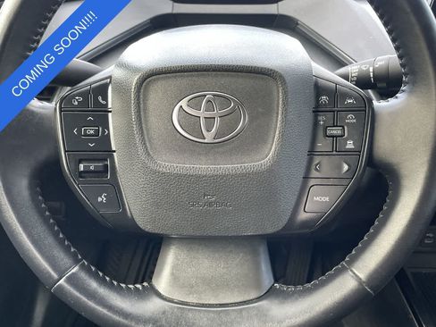 Used 2024 Toyota Prius LE FWD image 10