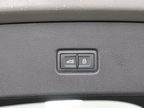 Used 2024 Audi Q5 2.0T Premium Plus AWD/4WD image 39