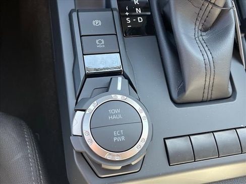 New 2025 Toyota Tacoma SR5 image 17