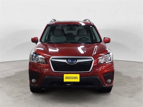 Used 2019 Subaru Forester Premium w/ All-Weather Package image 8