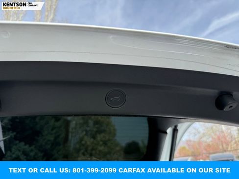 Used 2025 Tesla Model Y Long Range image 34