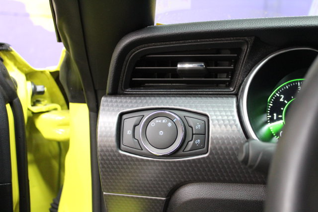 Used 2021 Ford Mustang GT Premium w/ GT Performance Package RWD image 13