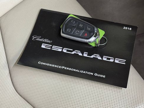 Used 2016 Cadillac Escalade ESV Premium AWD/4WD image 48