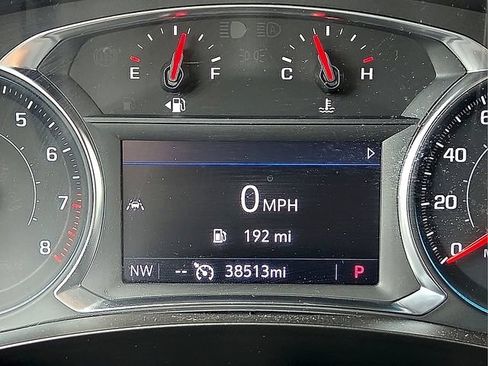 Used 2023 Chevrolet Traverse LT AWD/4WD image 23