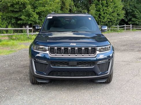 New 2026 Jeep Grand Cherokee Limited AWD/4WD image 8