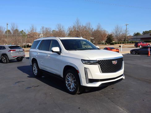 Used 2022 Cadillac Escalade Premium Luxury w/ Performance Package image 14