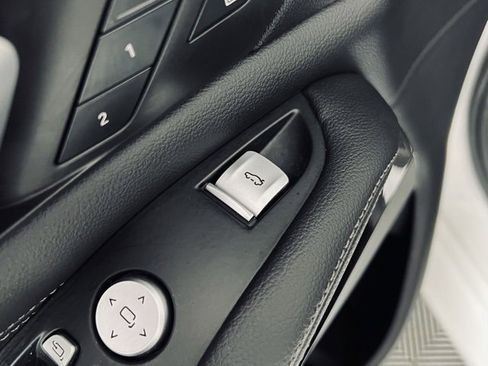 Used 2019 BMW X7 xDrive40i w/ Premium Package image 27