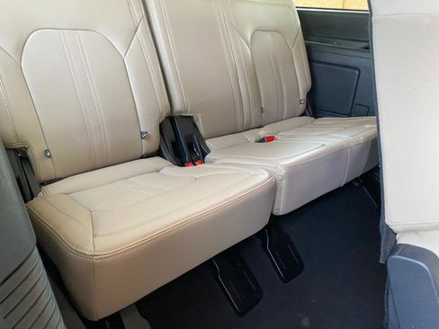 Used 2024 Ford Expedition Limited AWD/4WD image 59