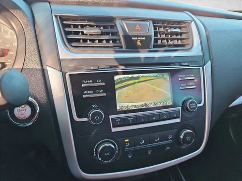 Used 2016 Nissan Altima 2.5 S w/ Power Driver Seat Package image 13