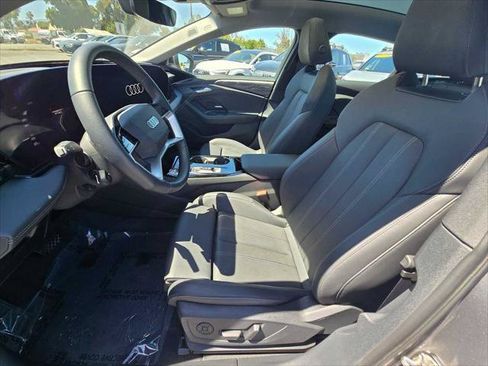 Used 2025 Audi A6 e-tron Prestige RWD image 23