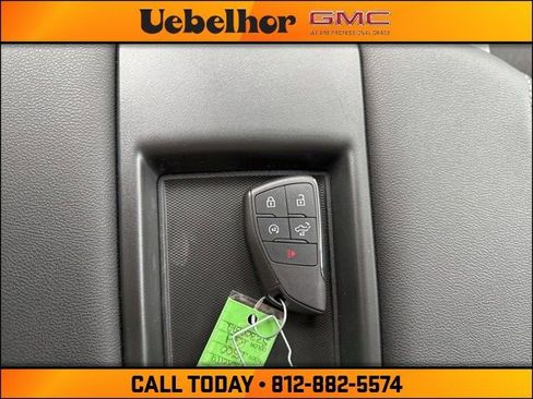 New 2025 GMC Sierra 1500 SLE w/ X31 Off-Road Package image 34