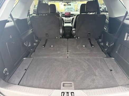 Used 2023 Ford Explorer XLT w/ Equipment Group 202A AWD/4WD image 48