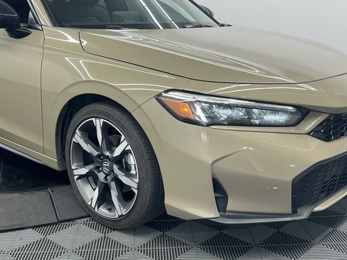 Used 2025 Honda Civic Sport Touring image 6