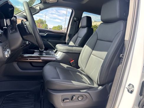 New 2026 GMC Sierra 1500 Elevation w/ Elevation Premium Package AWD/4WD image 15