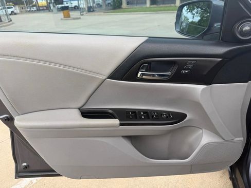 Used 2013 Honda Accord EX-L image 10