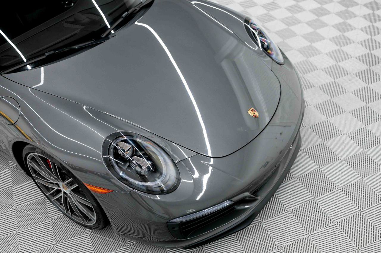 Used 2018 Porsche 911 Carrera S RWD image 19