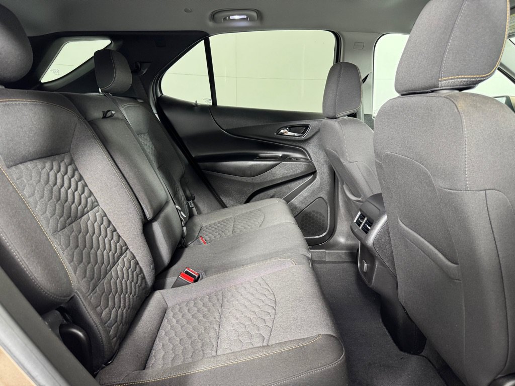 Used 2018 Chevrolet Equinox LT FWD image 23