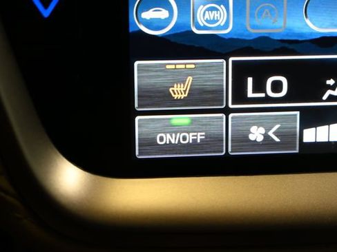 Used 2025 Subaru Outback Premium AWD/4WD image 36