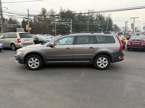 Used 2011 Volvo XC70 3.2 image 6