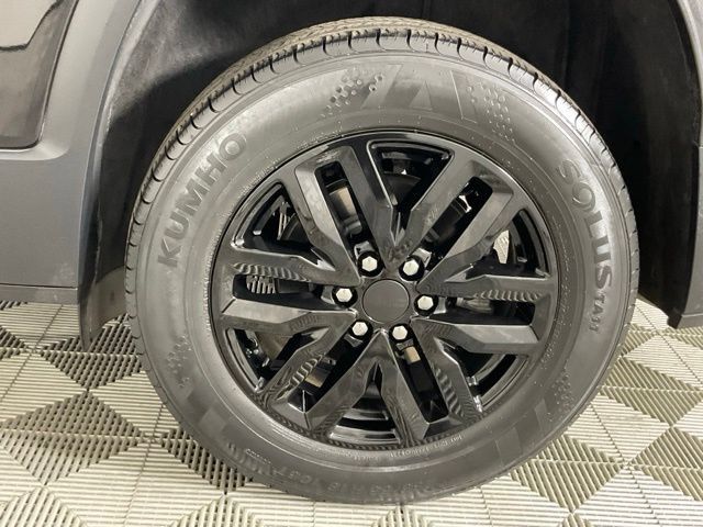 Used 2019 GMC Acadia SLT FWD image 9