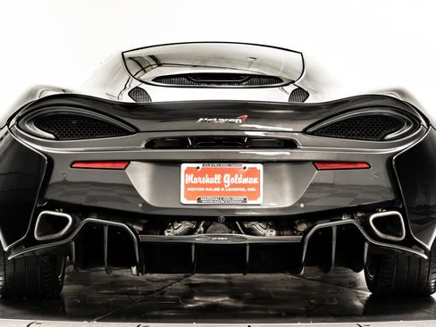 Used 2017 McLaren 570S image 8