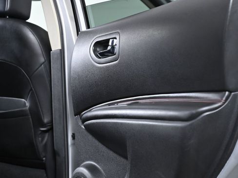 Used 2013 Nissan Rogue SL image 31