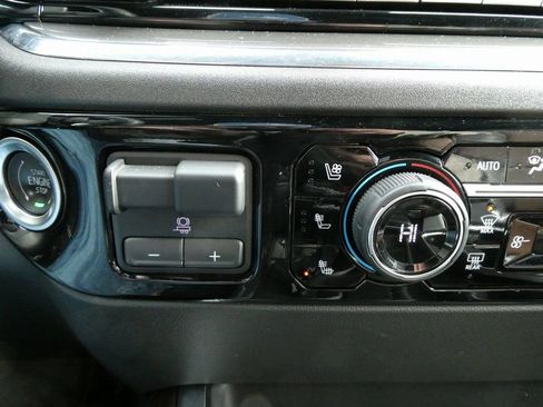 Certified 2023 Chevrolet Silverado 1500 High Country w/ Z71 Off-Road Package image 28