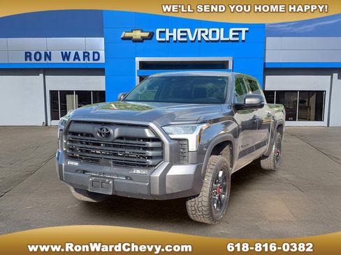 Used 2023 Toyota Tundra SR5 w/ SR5 Convenience Package AWD/4WD image 1