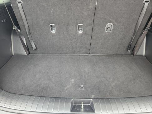 Used 2024 Hyundai Palisade SEL FWD image 32